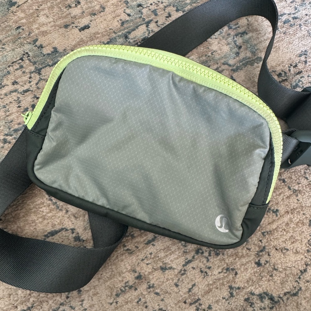 lululemon athletica Gray and Lime Belt Bag